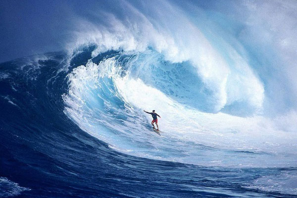 Jak grać w surfing na desce surfingowej?